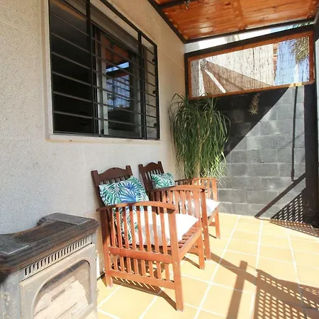 Moderno Piso Con Enorme Terraza Y Piscina