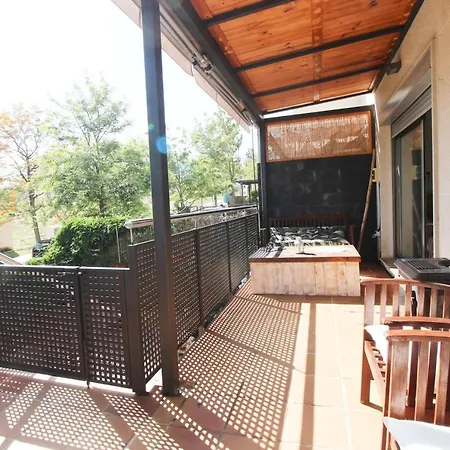 Moderno Piso Con Enorme Terraza Y Piscina *